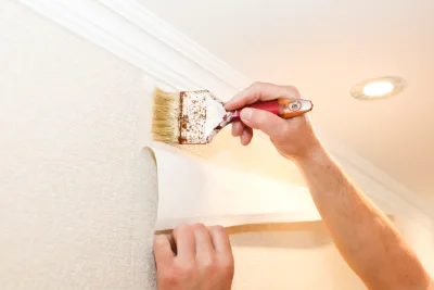 Pose de papier peint à la Perche — revêtements muraux et toiles de verre